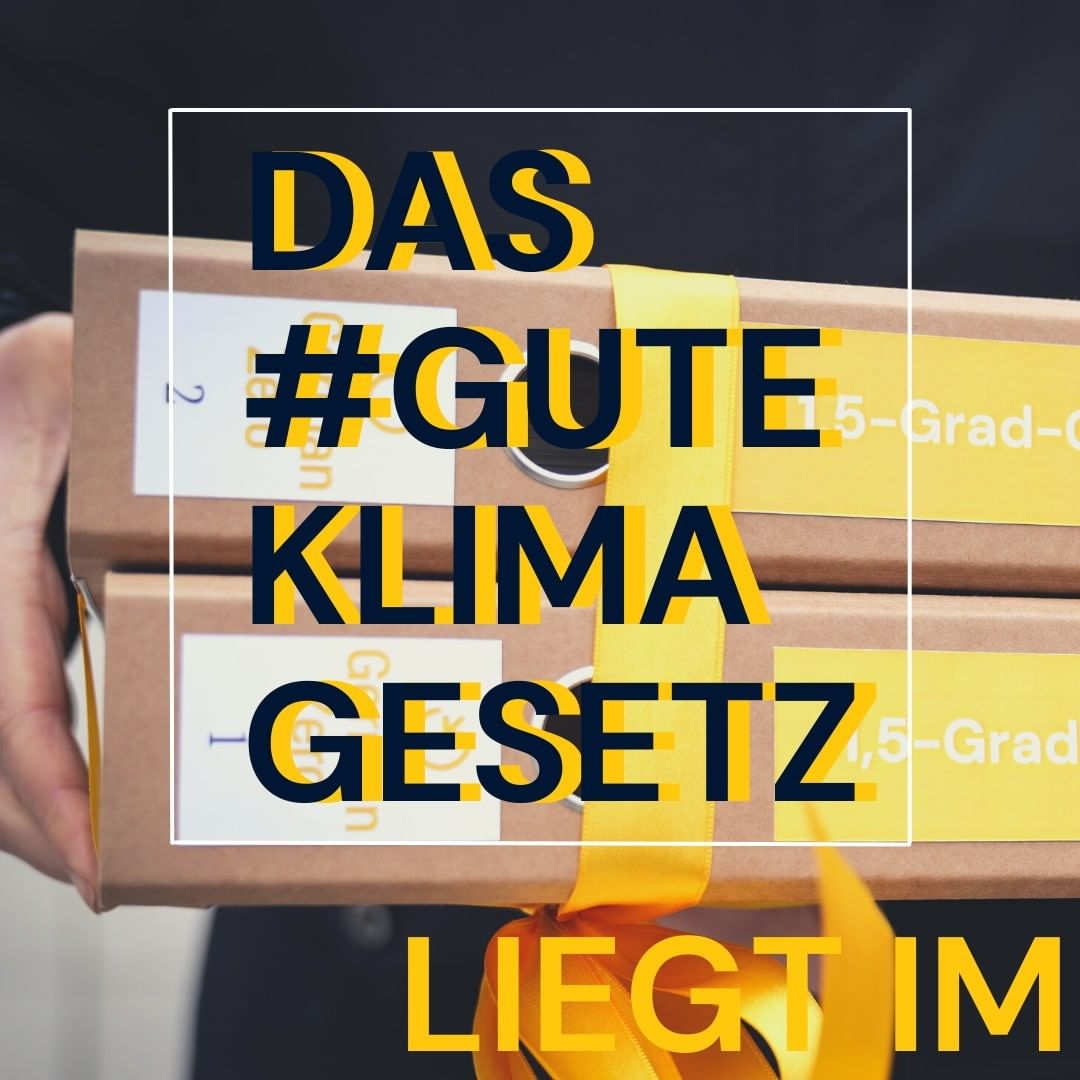 Das 1,5° Gesetzespaket wurde von GermanZero an den Bundestag übergeben.